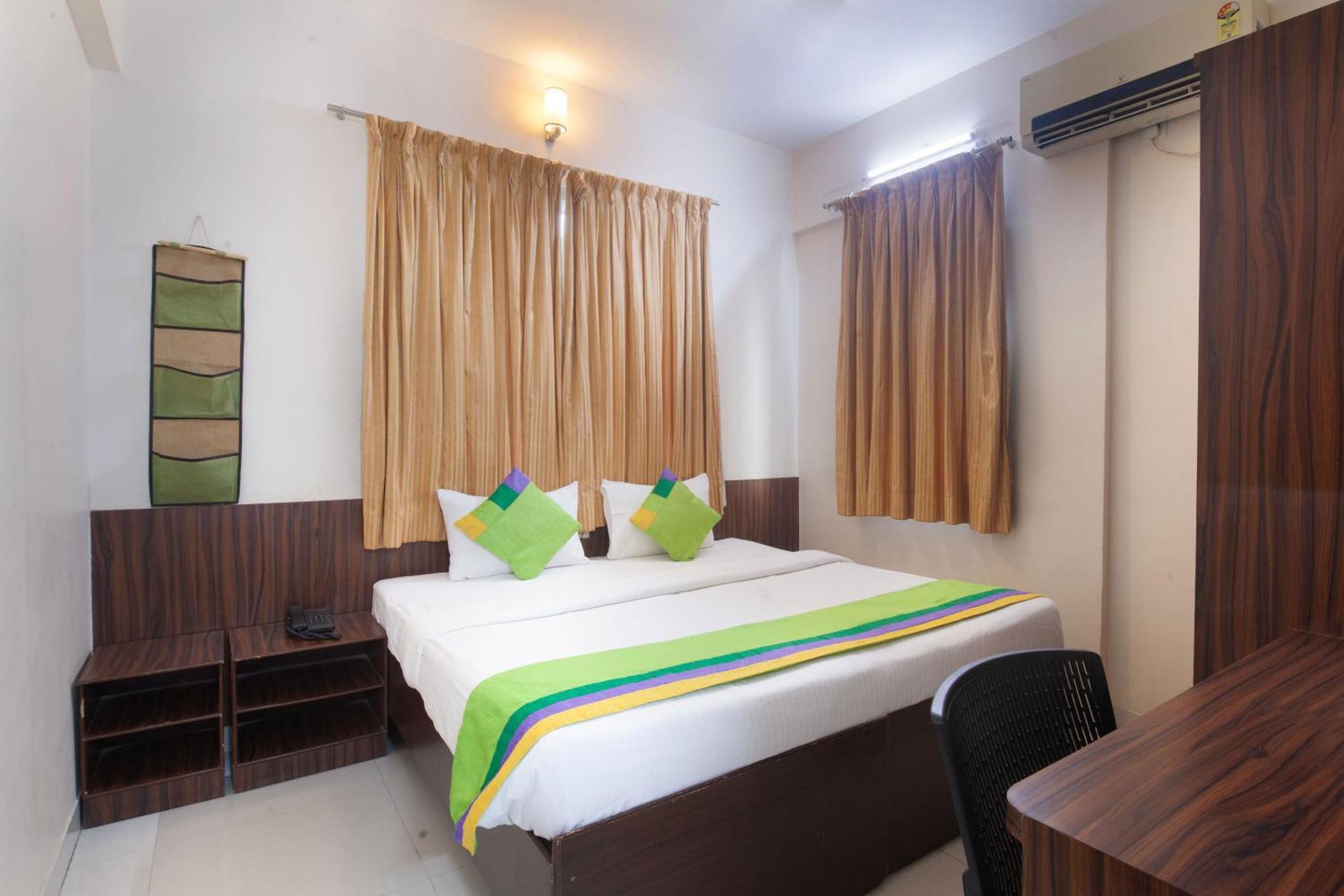 Treebo Park View Hadapsar Hotel Pune Exterior photo